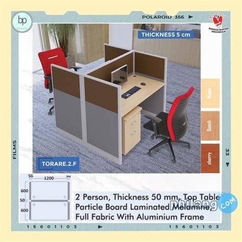 Meja Hot Desk Coworking dengan Partisi Akustik 120 cm: Spesifikasi Lengkap dan Kisaran Harganya